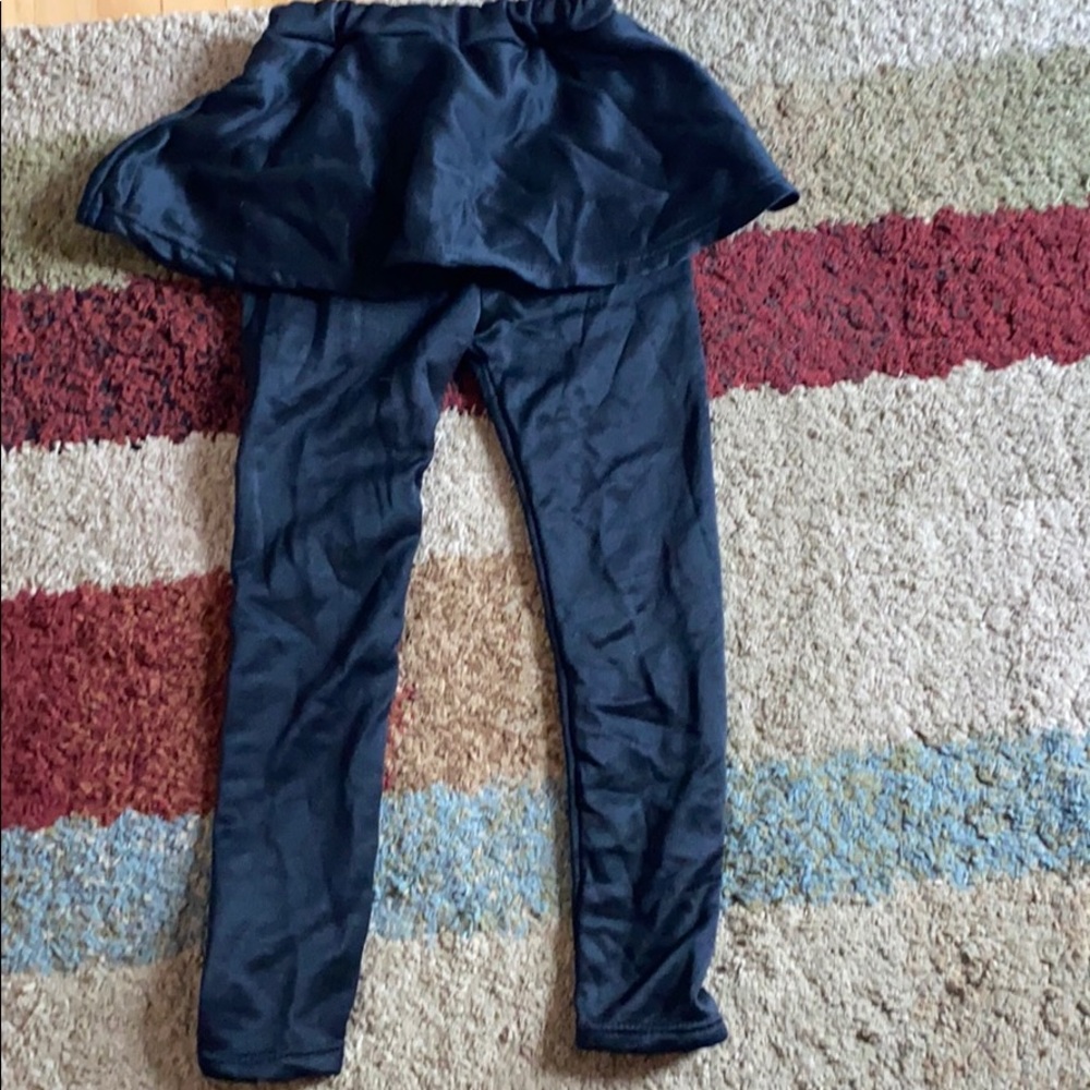 Black leggings with skirt (polyester)